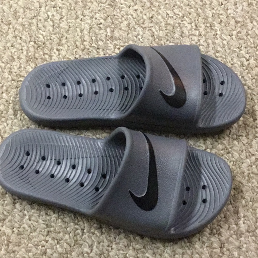 New Nike Slippers